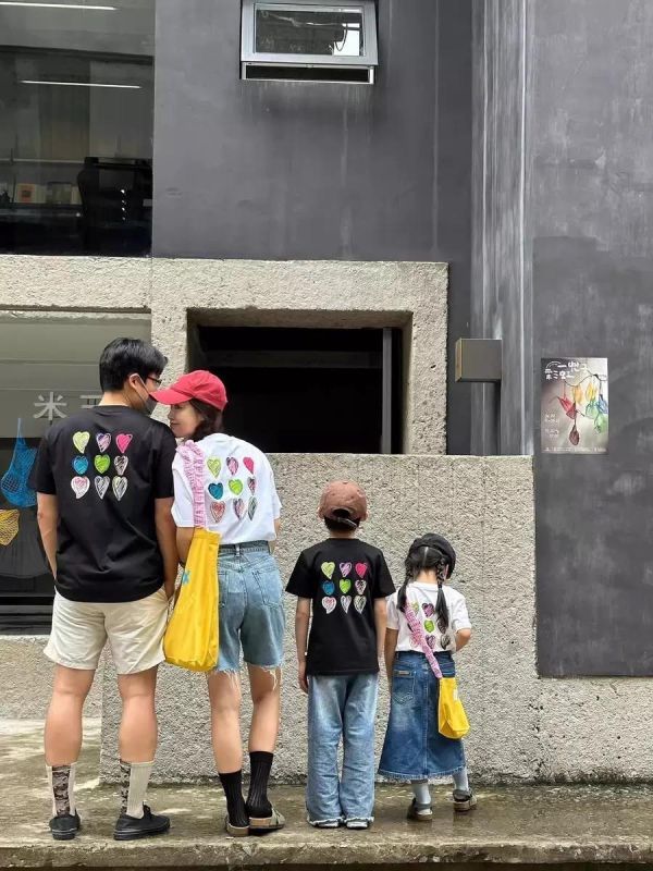 預購夏款彩繪彩色滿版愛心親子裝 
