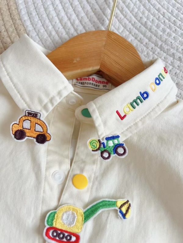 現貨秋款日單男童車車襯衫上衣 尺寸90-130附實拍 