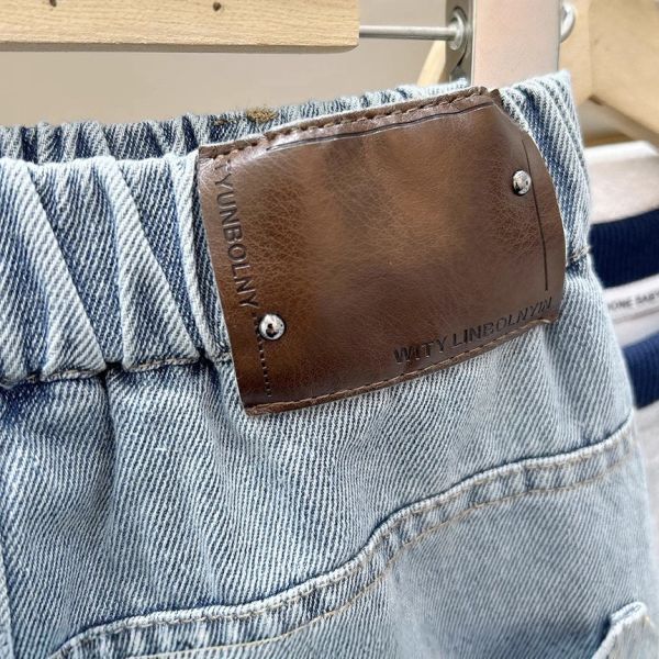 預購秋款男童復古藍直筒牛仔褲尺寸100-150 