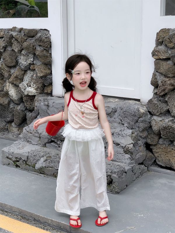 預購夏款女孩時髦愛心吊帶背心花邊氣質套裝 