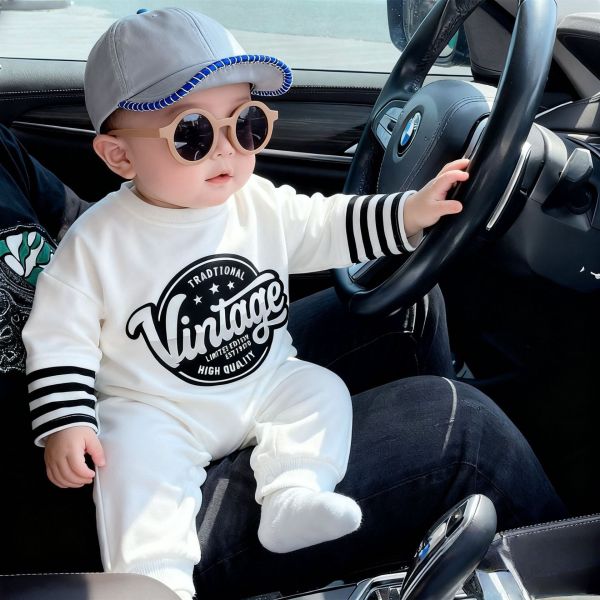 預購秋款男童條紋字母連身衣尺寸66-100 