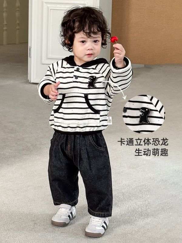 預購秋款男女童恐龍連帽套裝-尺寸73-120 