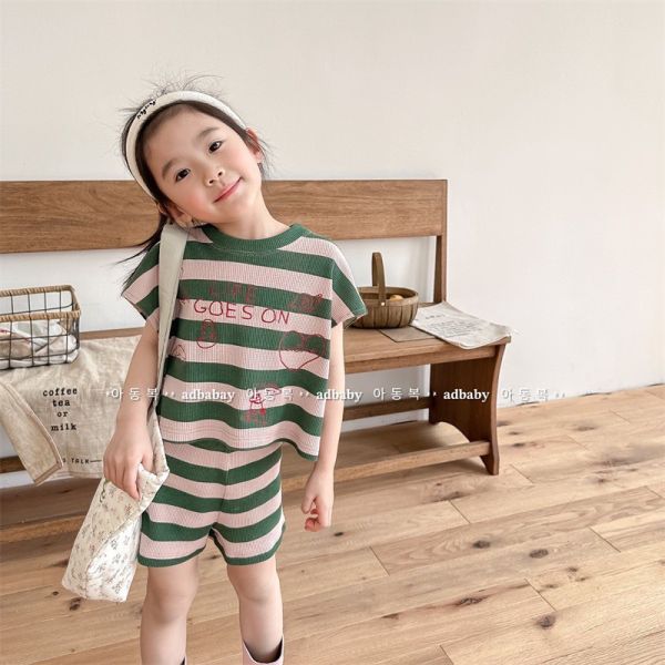 【預購】夏款--男女童字母條紋休閒背心套裝 