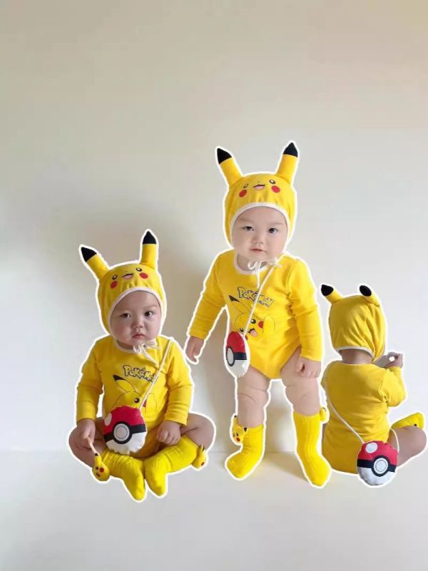 預購秋款男女寶皮卡丘包屁衣含帽含襪子含包尺寸66-90 