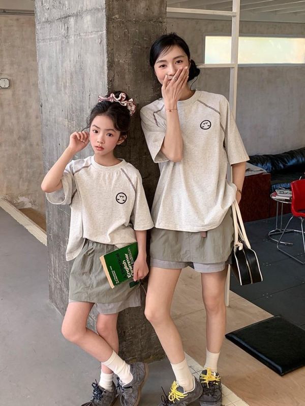 預購夏款小標設計感寬鬆親子裝 