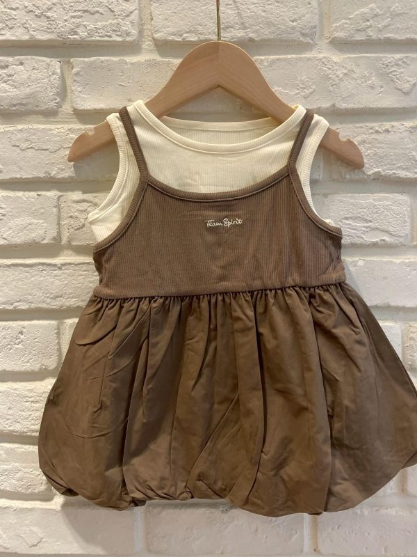 26085-1現貨夏款女童刺繡淺咖上衣套裝尺寸80-120 