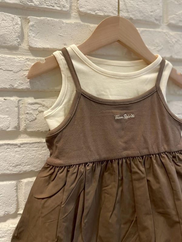 26085-1現貨夏款女童刺繡淺咖上衣套裝尺寸80-120 