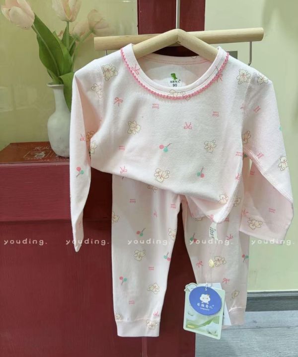 現貨秋款女童熊熊局家服套裝尺寸90-120 