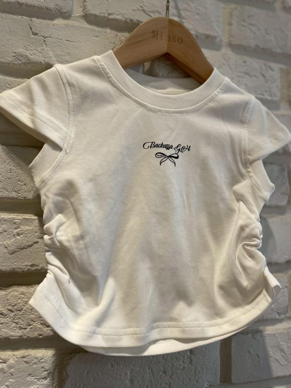 26185-1現貨夏款女童字母設計感白色蝴蝶結露背上衣尺寸80-120 