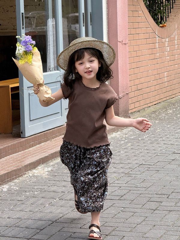 預購夏款女童甜美可愛百搭木耳花邊背心  尺寸90-150 