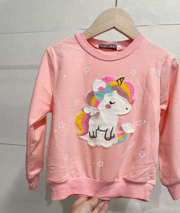 現貨秋款女童獨角獸上衣 