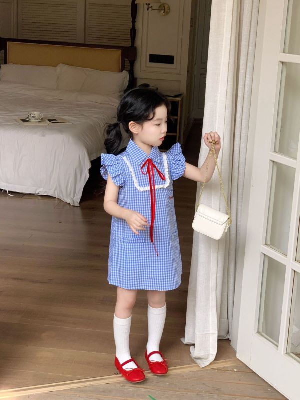 【預購】夏款-女童甜美學院風藍小飛袖蕾絲花邊連衣裙 