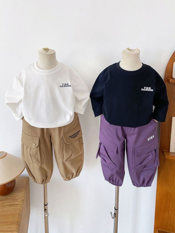 預購秋款男童彩色恐龍上衣尺寸90-150 