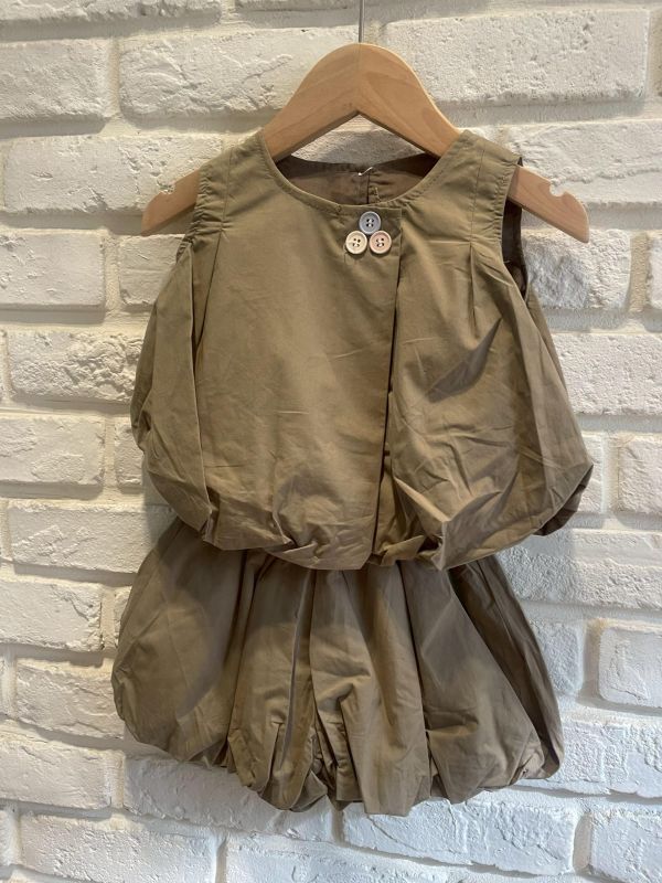 8286-現貨夏款女童氣質感焦糖泡泡無袖套裝尺寸90-130 