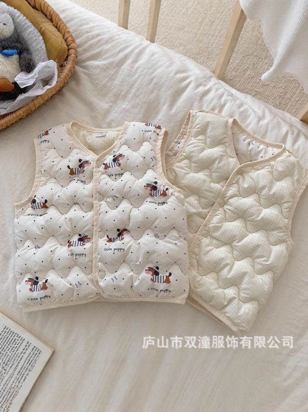 預購男女童雙面保暖棉背心上衣尺寸90-130 