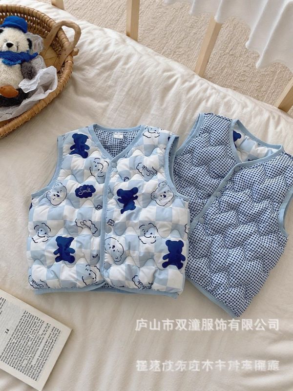 預購男女童雙面保暖棉背心上衣尺寸90-130 