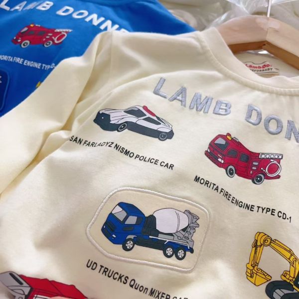 現貨秋款日單男童車車假兩件上衣尺寸90-130 