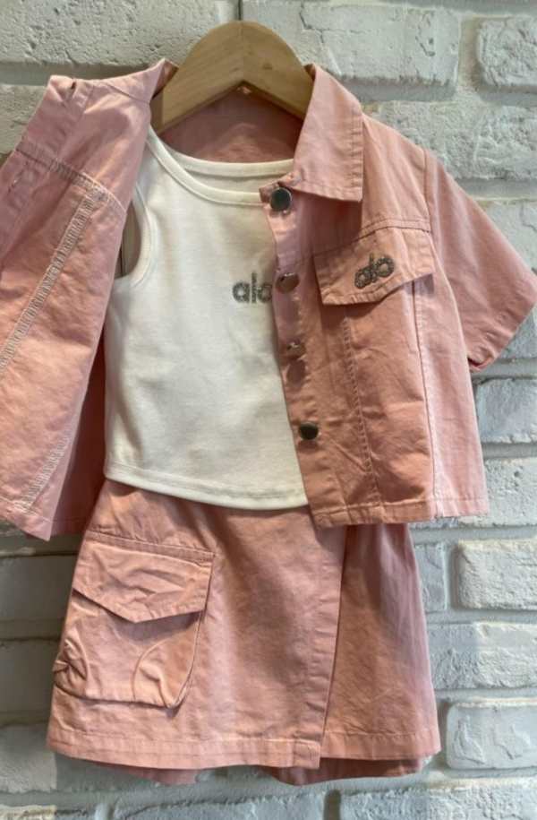 2603-現貨夏款女童氣質ALO背心套裝尺寸90-130 