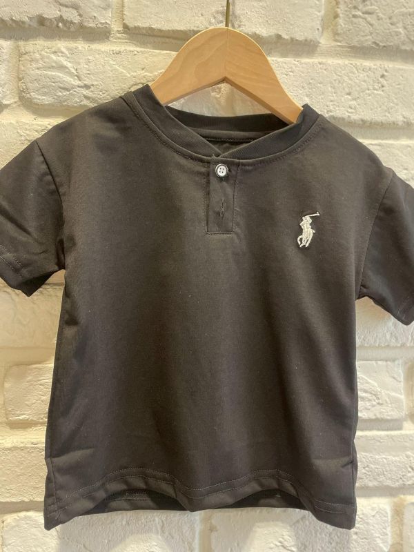 現貨夏款男童刺繡黑色小馬上衣尺寸90-130 