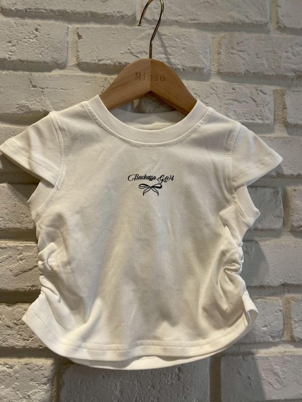 26185-1現貨夏款女童字母設計感白色蝴蝶結露背上衣尺寸80-120 