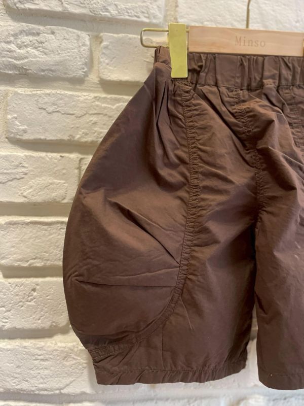 CF611-1現貨男童設計款咖色氣球拼接口袋短褲尺寸90-130 