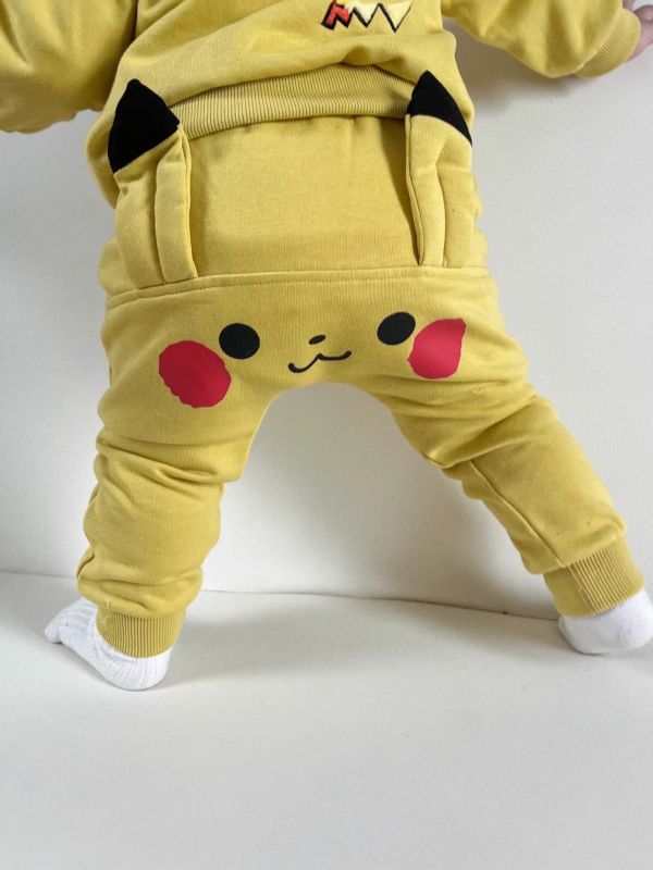 預購秋款男女童皮卡丘套裝尺寸73-110 