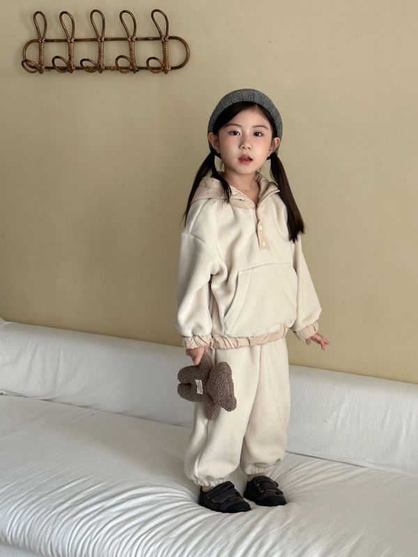 預購冬款男女童保暖搖粒絨套裝尺寸80-150 