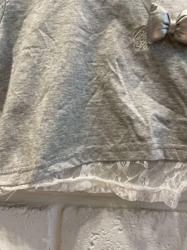 26117-2現貨夏款女童短版灰色立體蝴蝶結蕾絲上衣尺寸80-120 