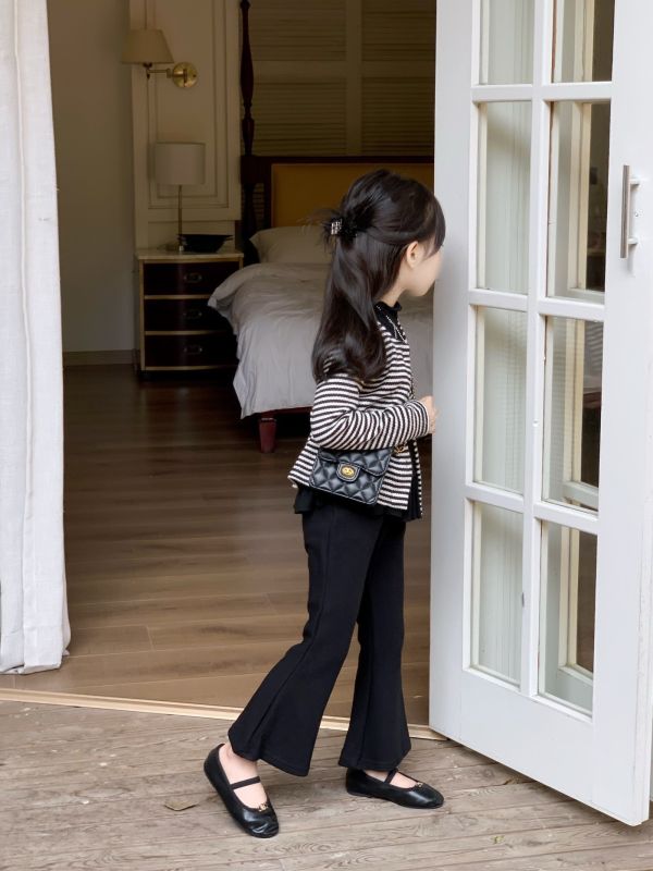 預購秋款女童小香風針織套裝尺寸90-140 