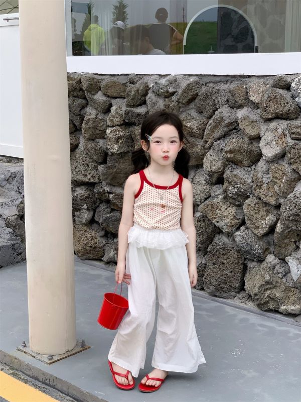 預購夏款女孩時髦愛心吊帶背心花邊氣質套裝 