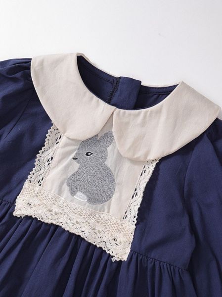 預購女童娃娃領兔子刺繡連衣裙尺碼90-140 