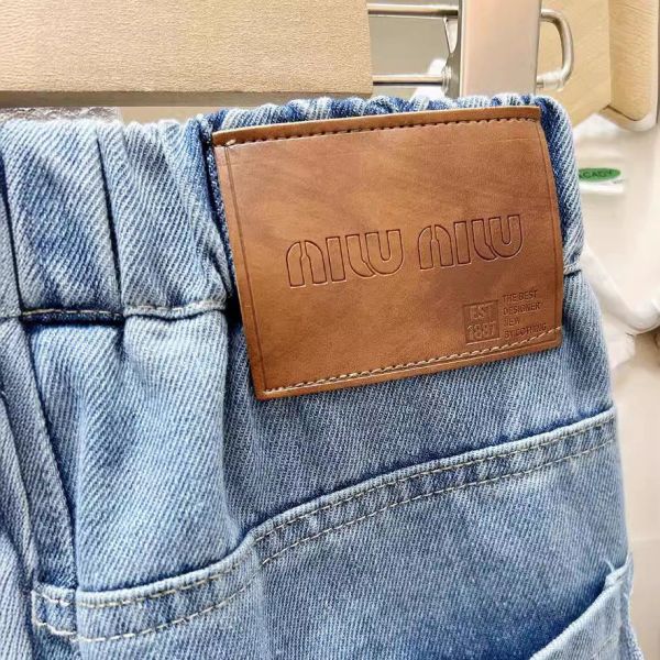 預購秋款男童字母牛仔長褲尺寸100-150 