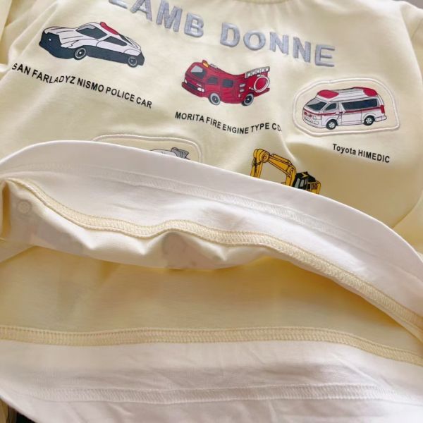 現貨秋款日單男童車車假兩件上衣尺寸90-130 