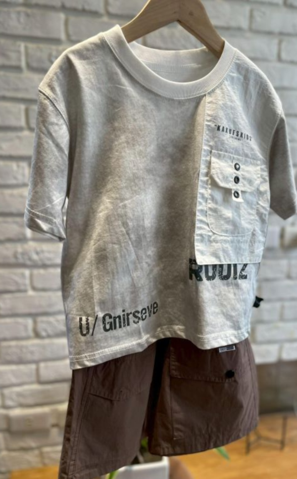 8207現貨夏款男童字母套裝尺110-150 