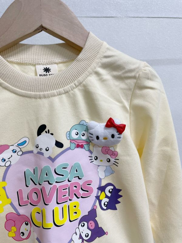 現貨秋款女童可愛卡通上衣尺寸05-17 