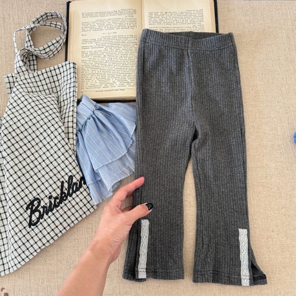 預購秋款女童刺繡內搭褲尺寸80-130 