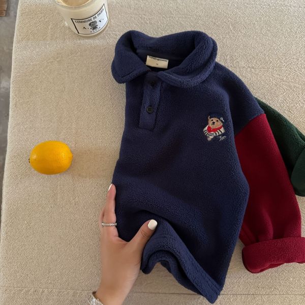 預購冬款男童熊熊拼色polo搖粒絨上衣尺寸90-140 