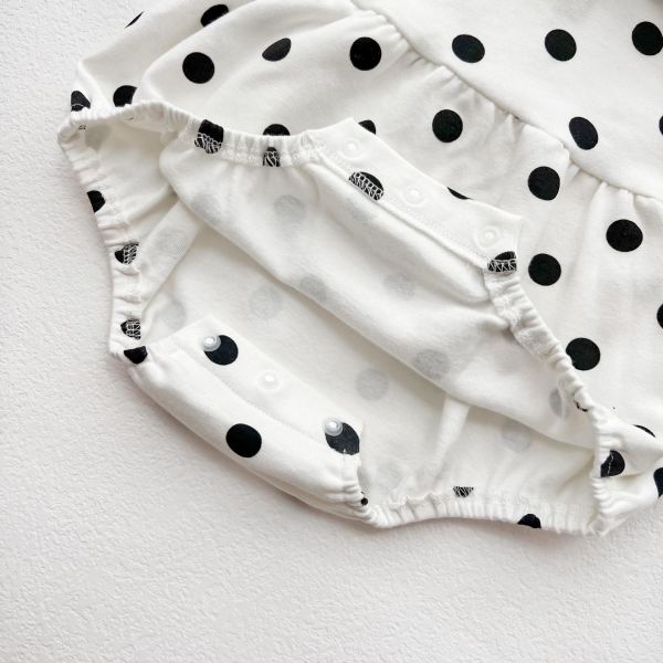 預購秋款女寶點點包屁衣尺寸66-80 