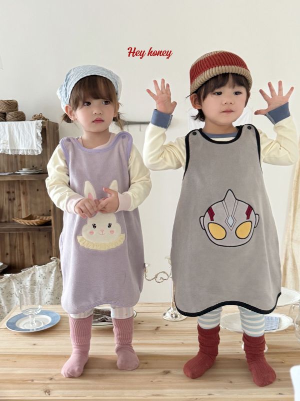 預購秋冬款男女童睡覺必備背心睡袋尺寸90-140 