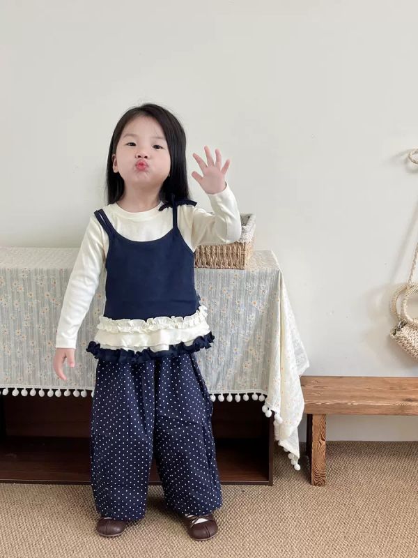 預購秋款女童甜美花邊假两件套裝尺寸90-140 