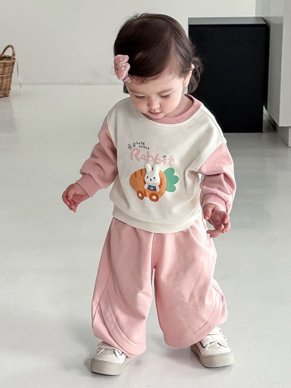 預購秋款男女童可愛玩偶套裝尺寸73-120 