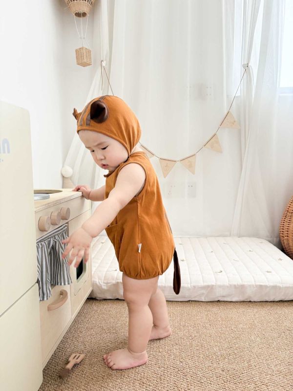 預購夏款男女寶松鼠包屁衣含帽尺寸66-90 