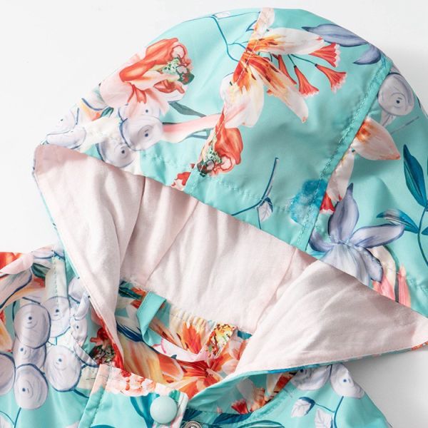 預購秋款女童歐美花花風衣外套尺寸90-130 