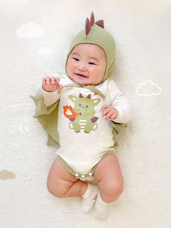 預購秋款男女寶恐龍包屁衣含帽尺寸66-90 