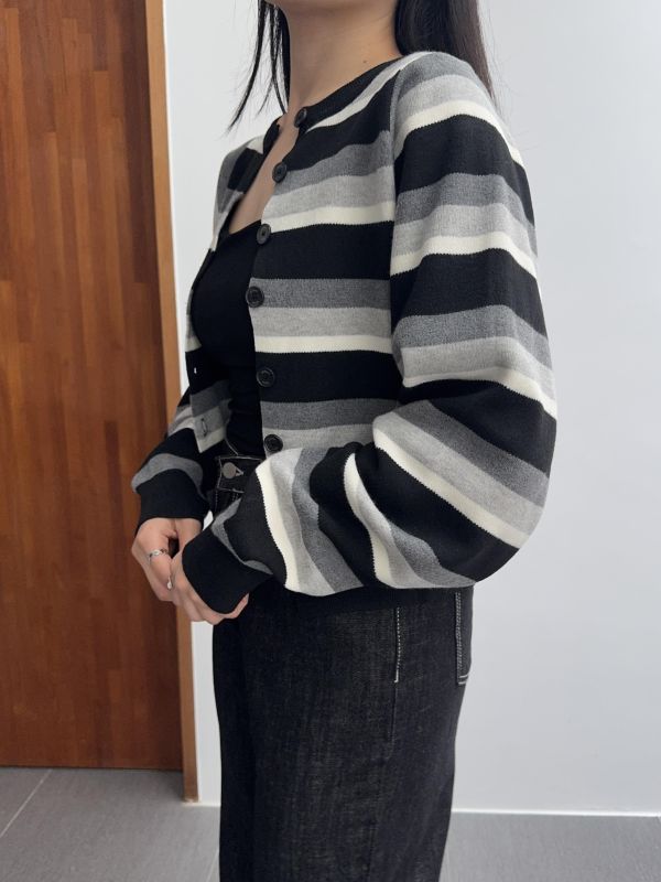 層次感撞色針織開襟衫 