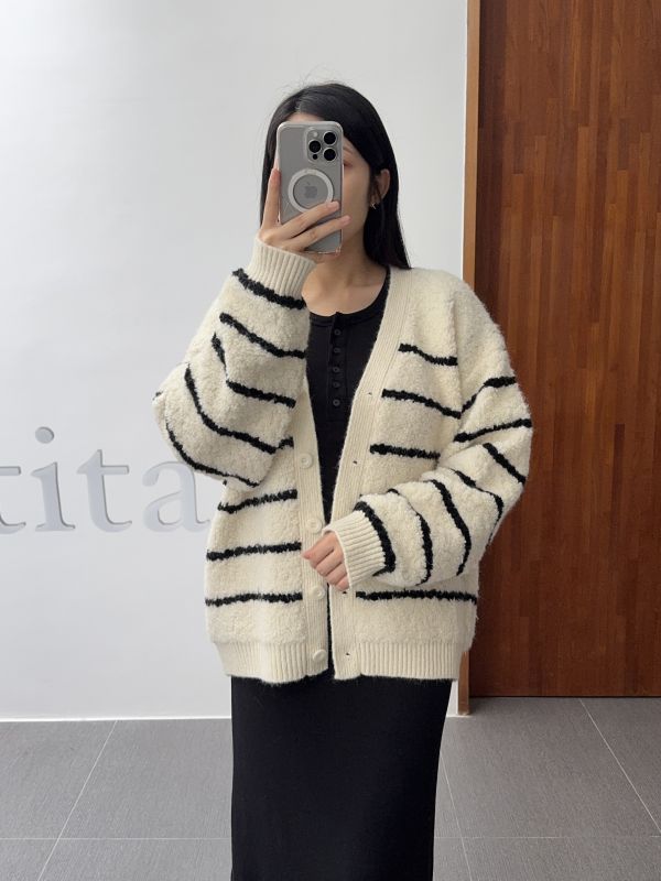 百搭氣質條紋針織外套 