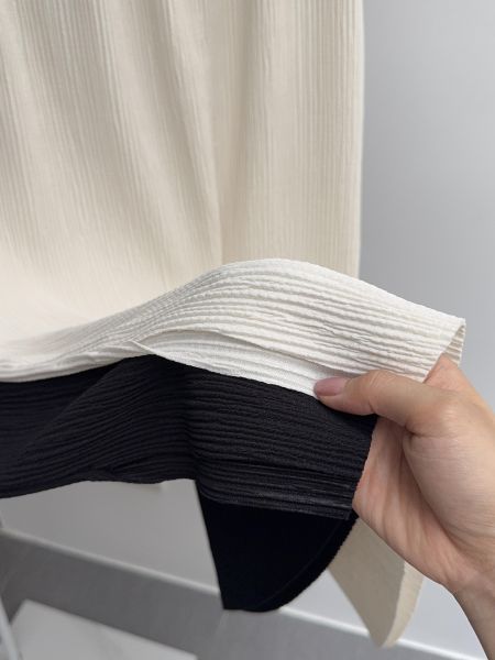 坑紋兩側開岔百搭裙 