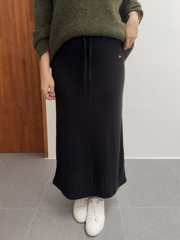 /現貨/小壓紋針織舒服裙 