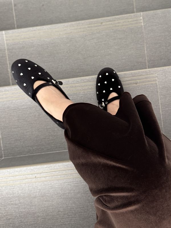 滿滿小愛心絨面瑪莉珍鞋 