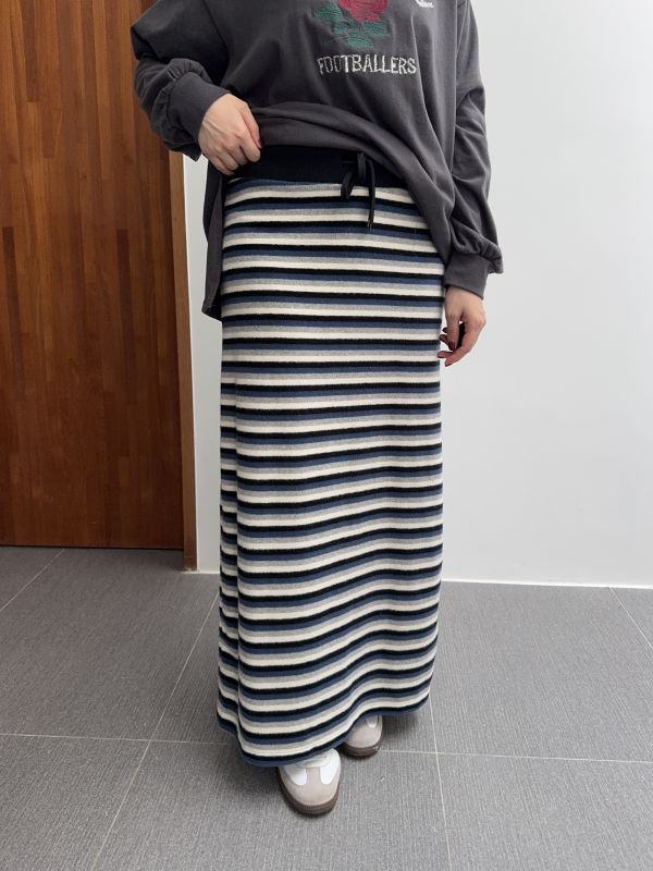 撞色條紋毛毛舒服裙 